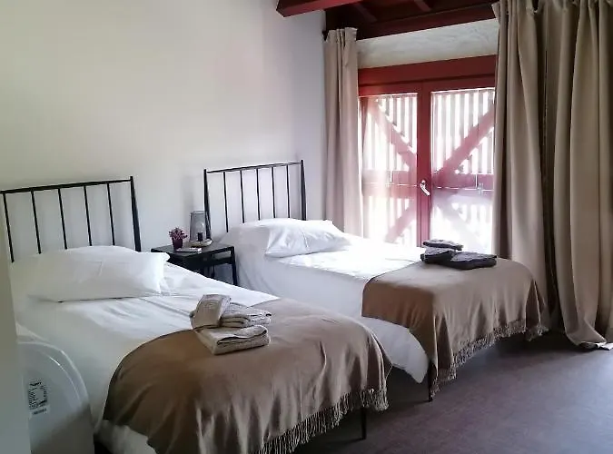 Quinta De Fora Wines & Tourism * 귀마레스