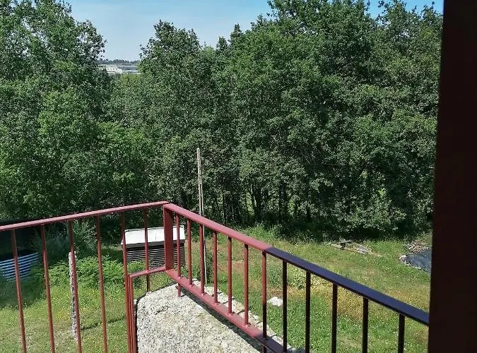 Quinta De Fora Wines & Tourism * ギマランイス