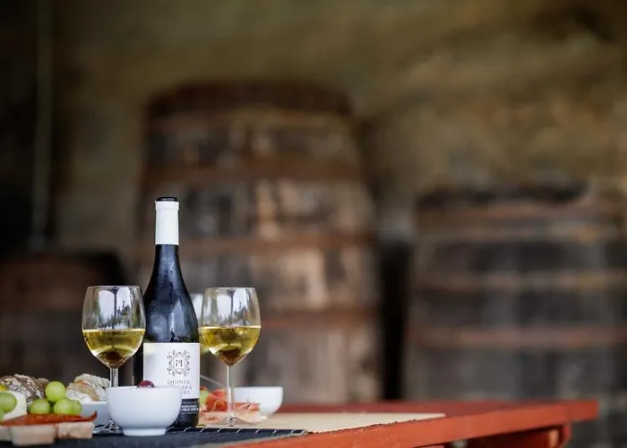 Quinta De Fora Wines & Tourism 펜션 *